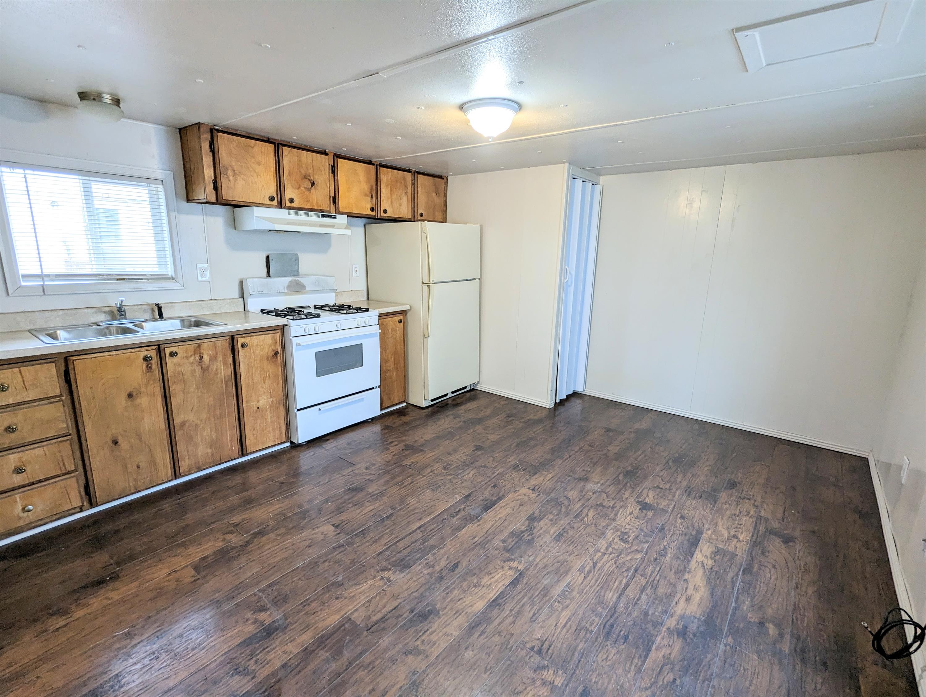 1303 N College Ave #26