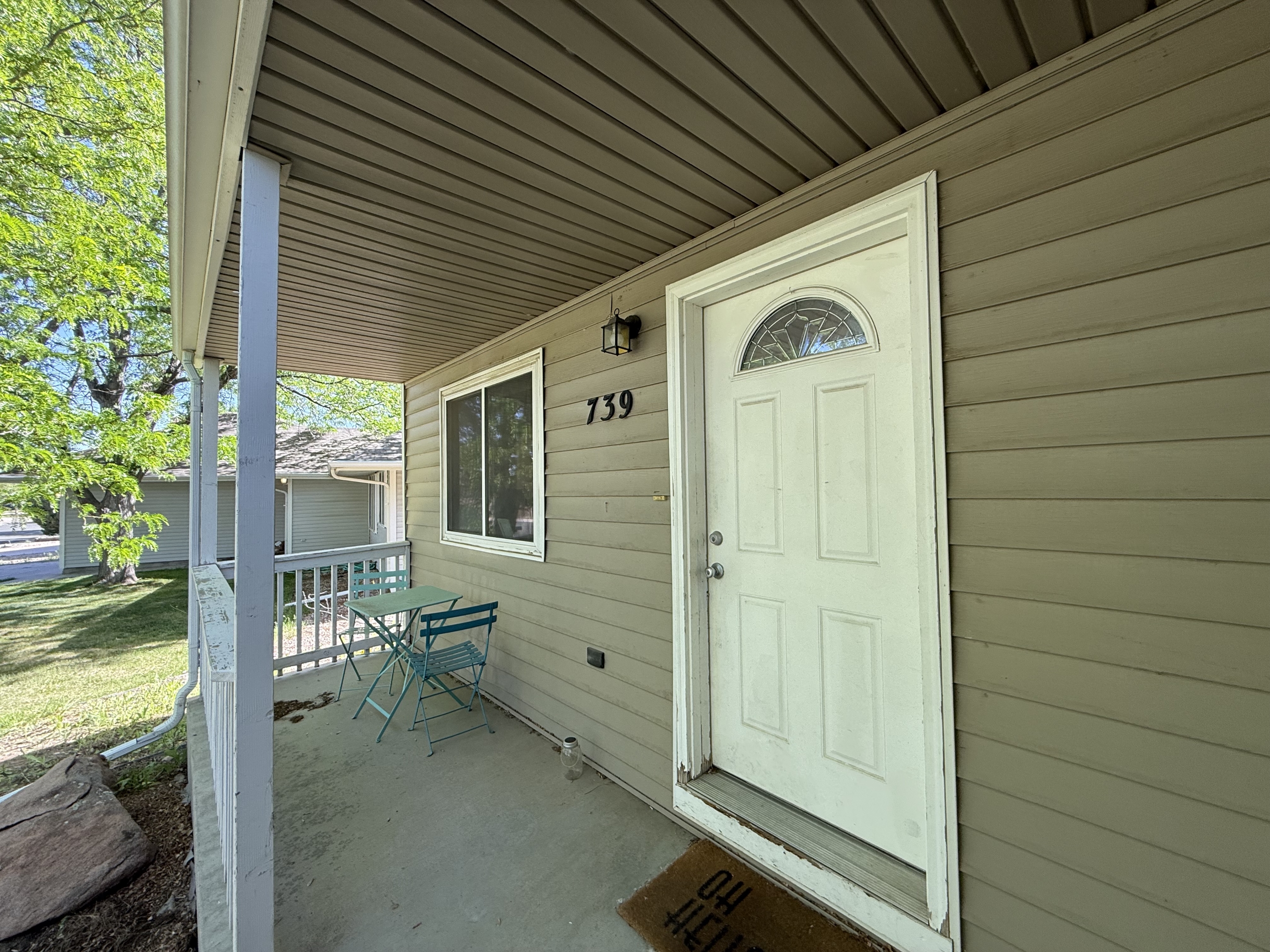 739 Ponderosa Dr